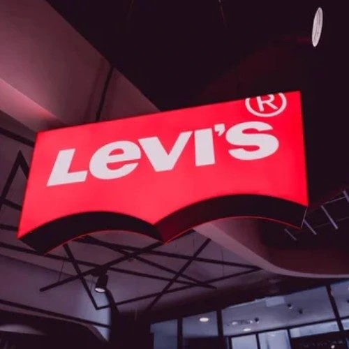 Enseigne Levi's à Salon-de-Provence